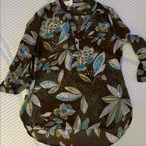NWT Floral Print Women's Top